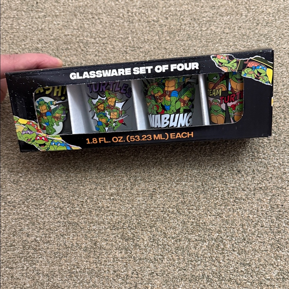 TEENAGE MUTANT NINJA TURTLES 1.5oz GLASSWARE SET OF 4 TMNT GLASSWARE SET NEW